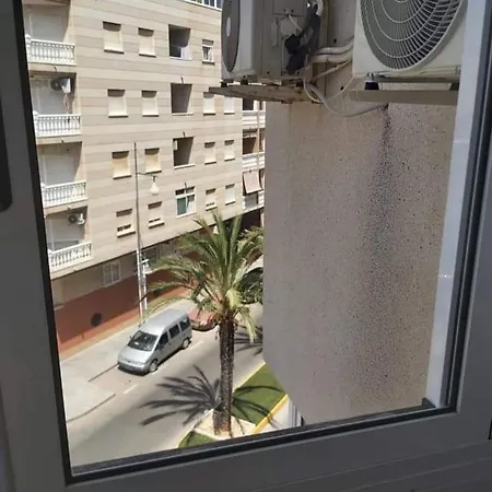 студия 300 м до центрального пляжа дель кура Apartment *